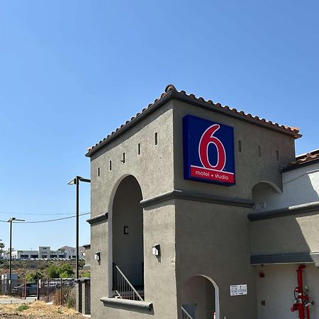 Motel 6 Lake Elsinore, Ca Εξωτερικό φωτογραφία