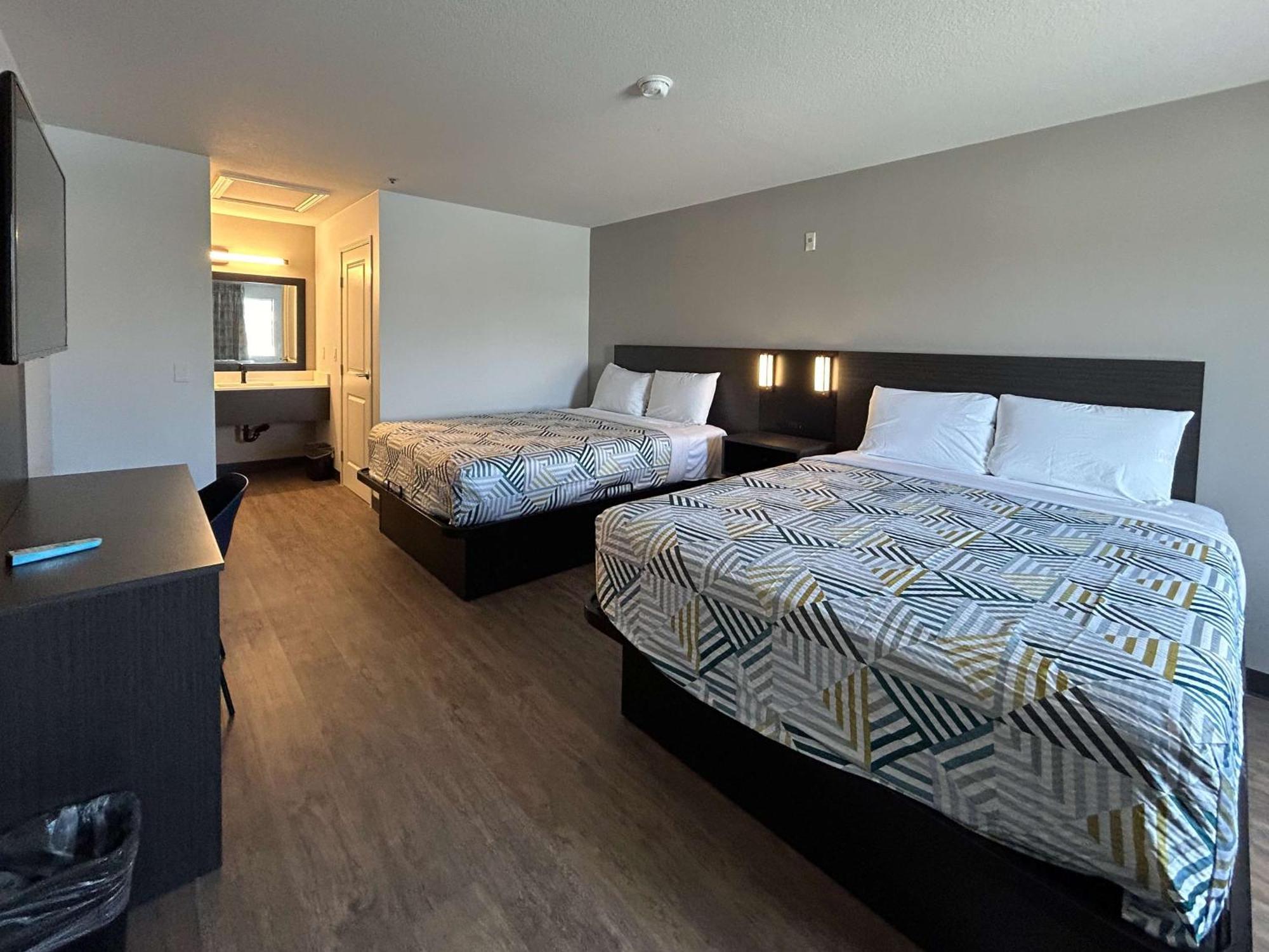 Motel 6 Lake Elsinore, Ca Εξωτερικό φωτογραφία