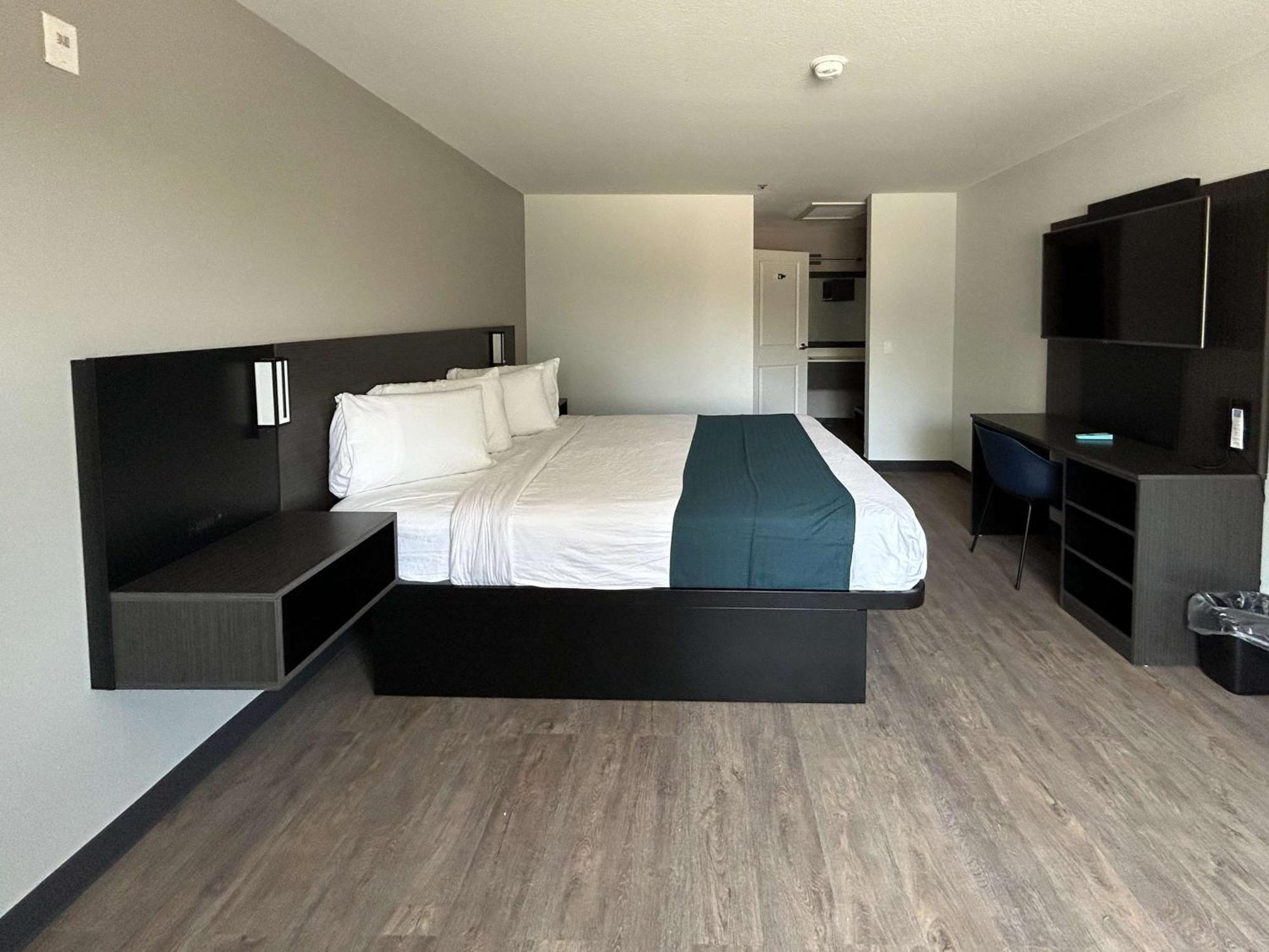 Motel 6 Lake Elsinore, Ca Εξωτερικό φωτογραφία
