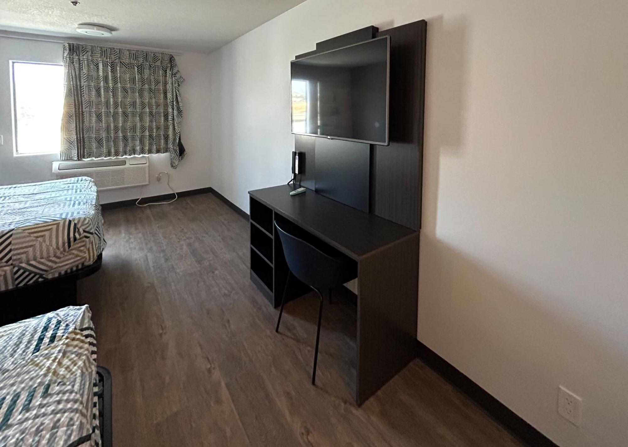 Motel 6 Lake Elsinore, Ca Εξωτερικό φωτογραφία