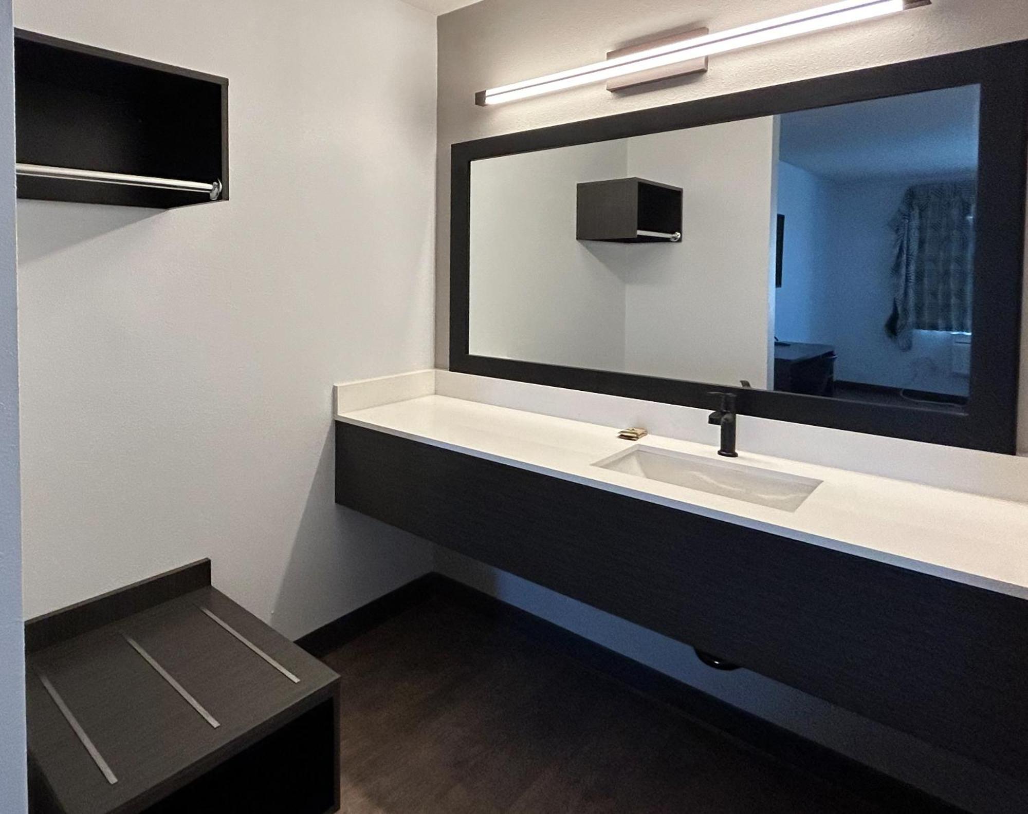 Motel 6 Lake Elsinore, Ca Εξωτερικό φωτογραφία